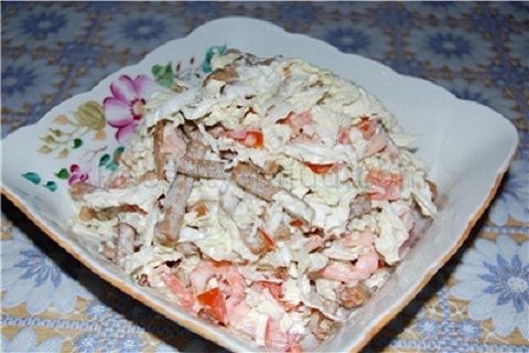 Рецепт салата с курицей и овощами